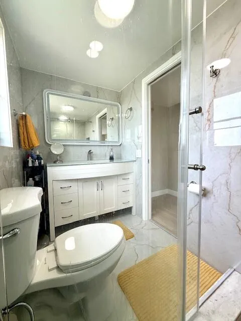 Palm Aire- Bathroom