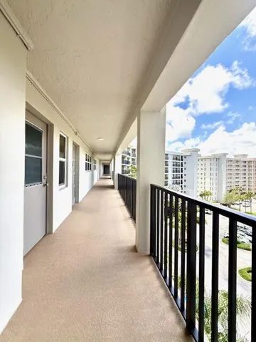 Palm Aire- 7th Floor