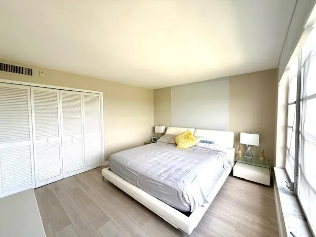 Palm Aire- Second Bedroom 4