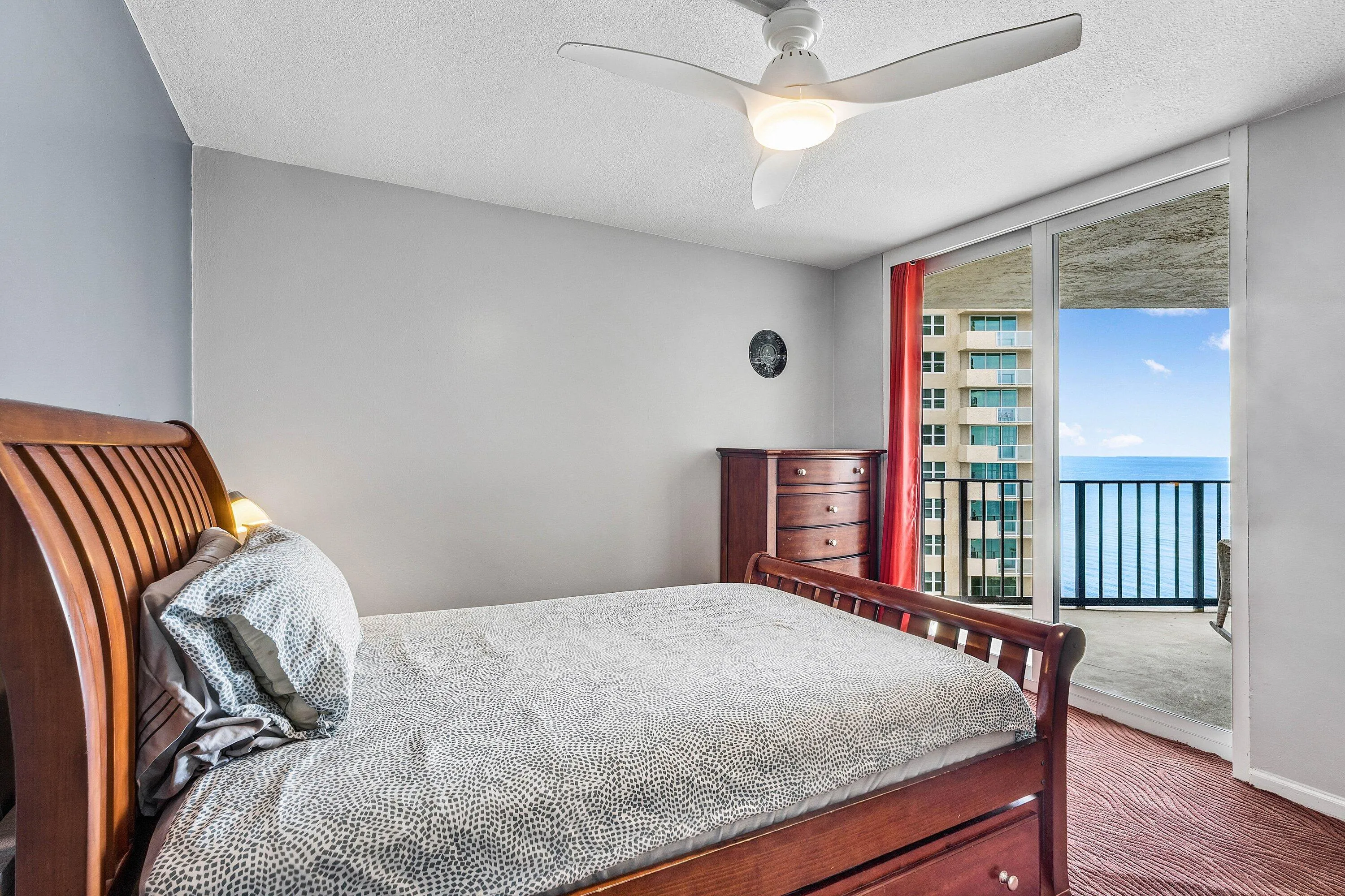 022-5420NorthOceanDrive-905-RivieraBeach