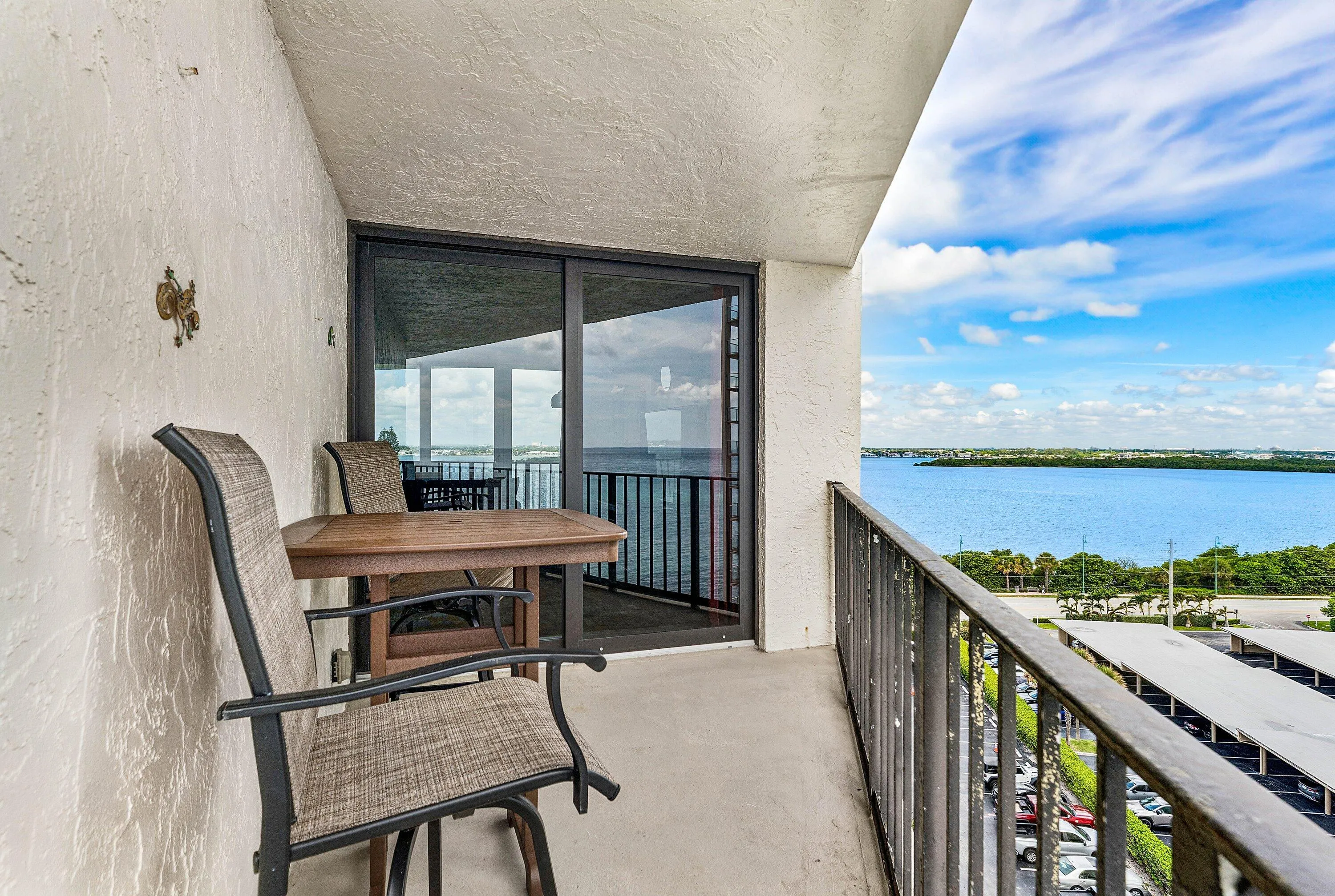 029-5420NorthOceanDrive-905-RivieraBeach