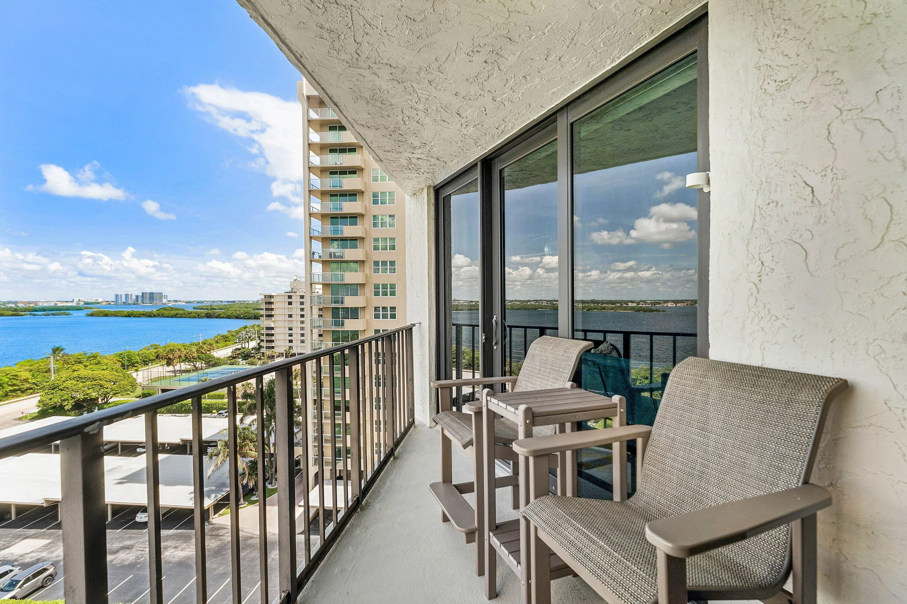 031-5420NorthOceanDrive-905-RivieraBeach