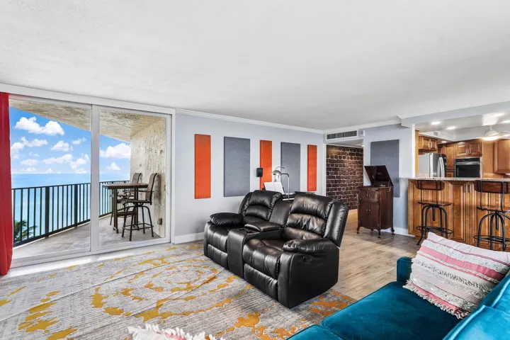 014-5420NorthOceanDrive-905-RivieraBeach