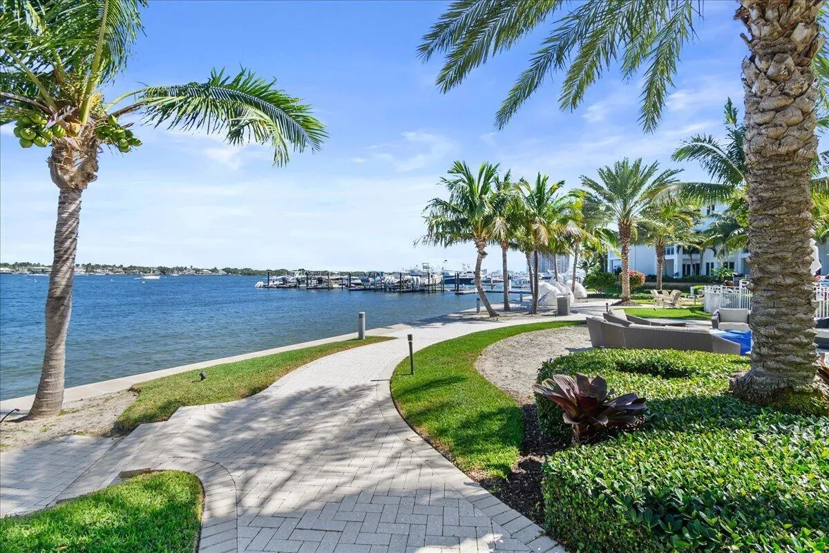 Firepit/Intracoastal