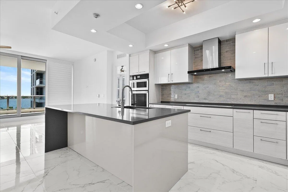 Kitchen Island