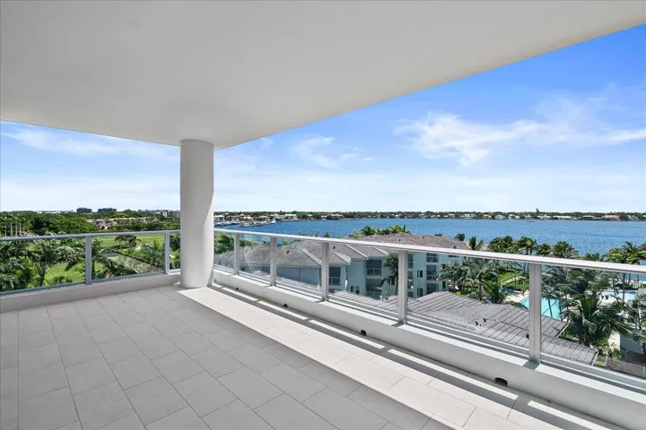 Balcony/views