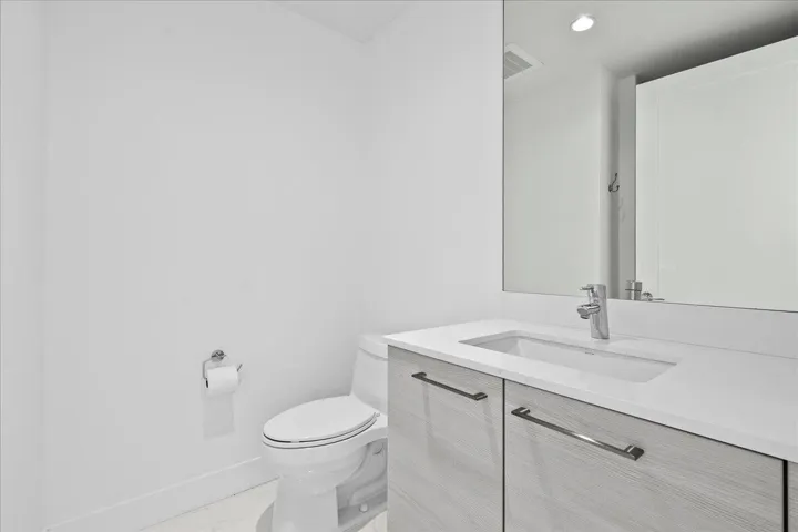 Den Bathroom