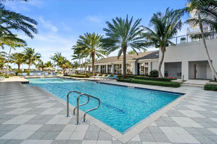 Lap pool
