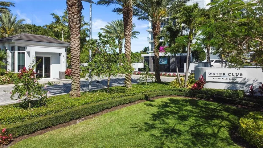 WaterClub entrance
