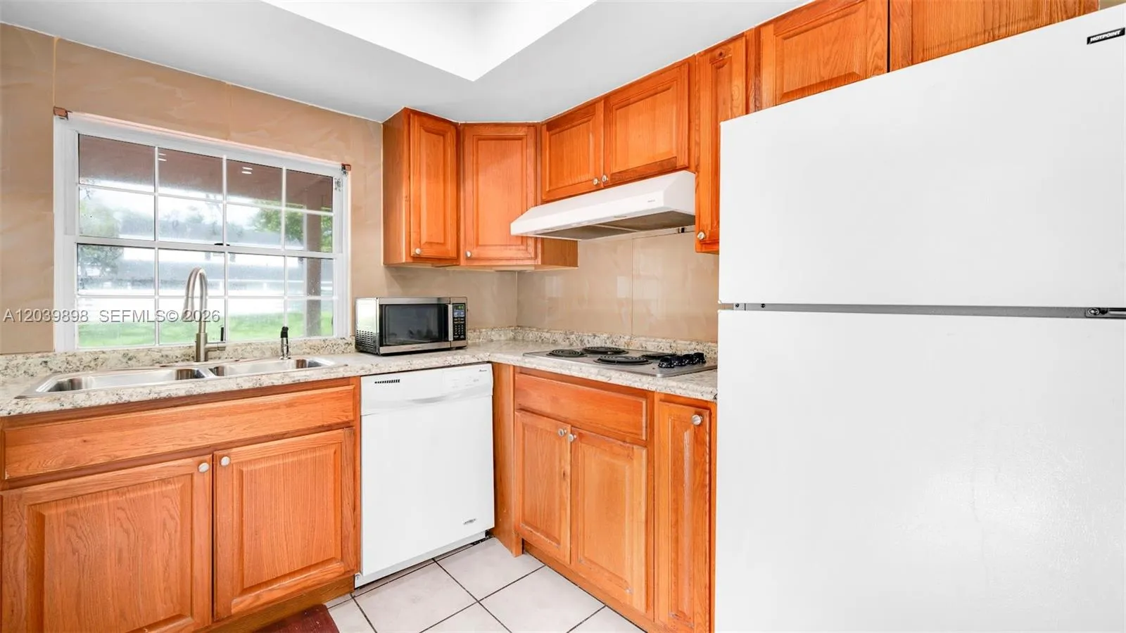 Property photo 25