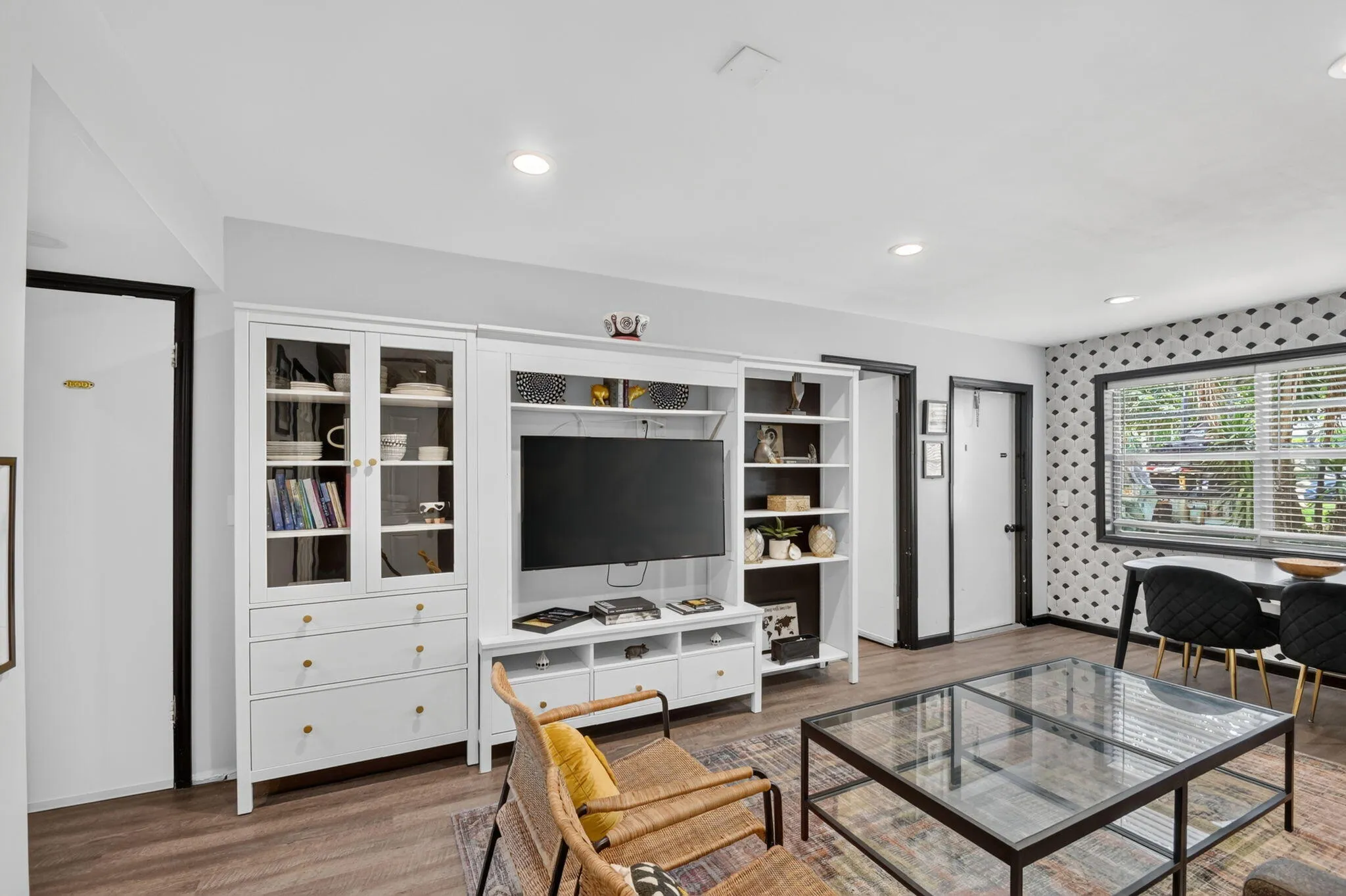 Living Wall unit w/ TV