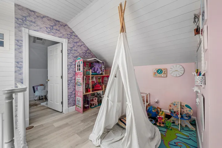 048-477NortheastSpanishCourt-BocaRaton-F