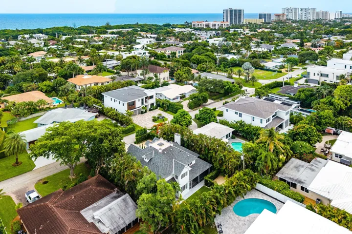 084-477NortheastSpanishCourt-BocaRaton-F
