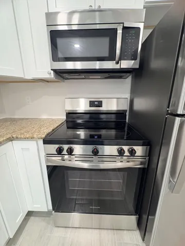 BRANDNEWSTOVE