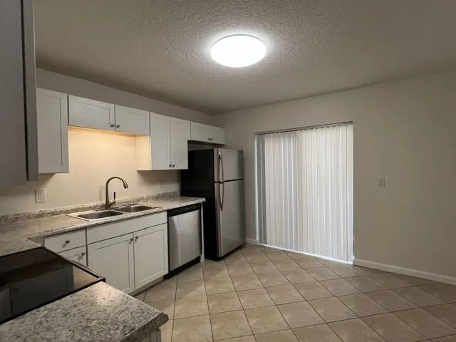 5-Kitchen view #2