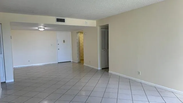 Livingroom/dining area