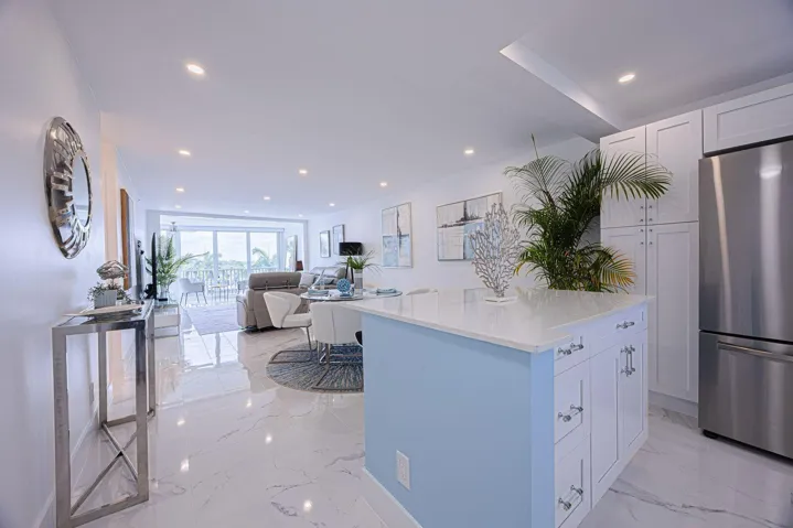 3224 S Ocean #612B (Living Rm1)