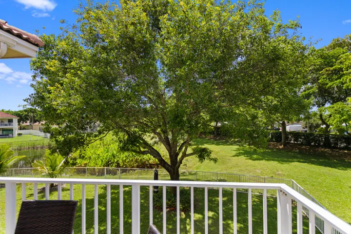 LISTING VIEW BALC