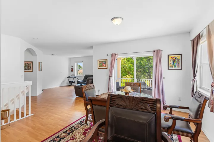 LISTING L2