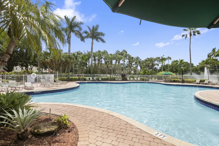 POOL1