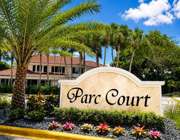 9202 parc court