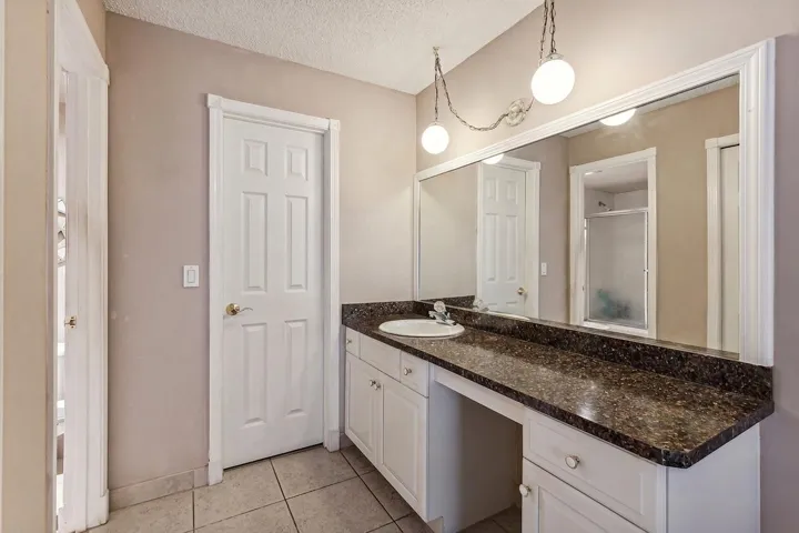 virtual photo without furniture