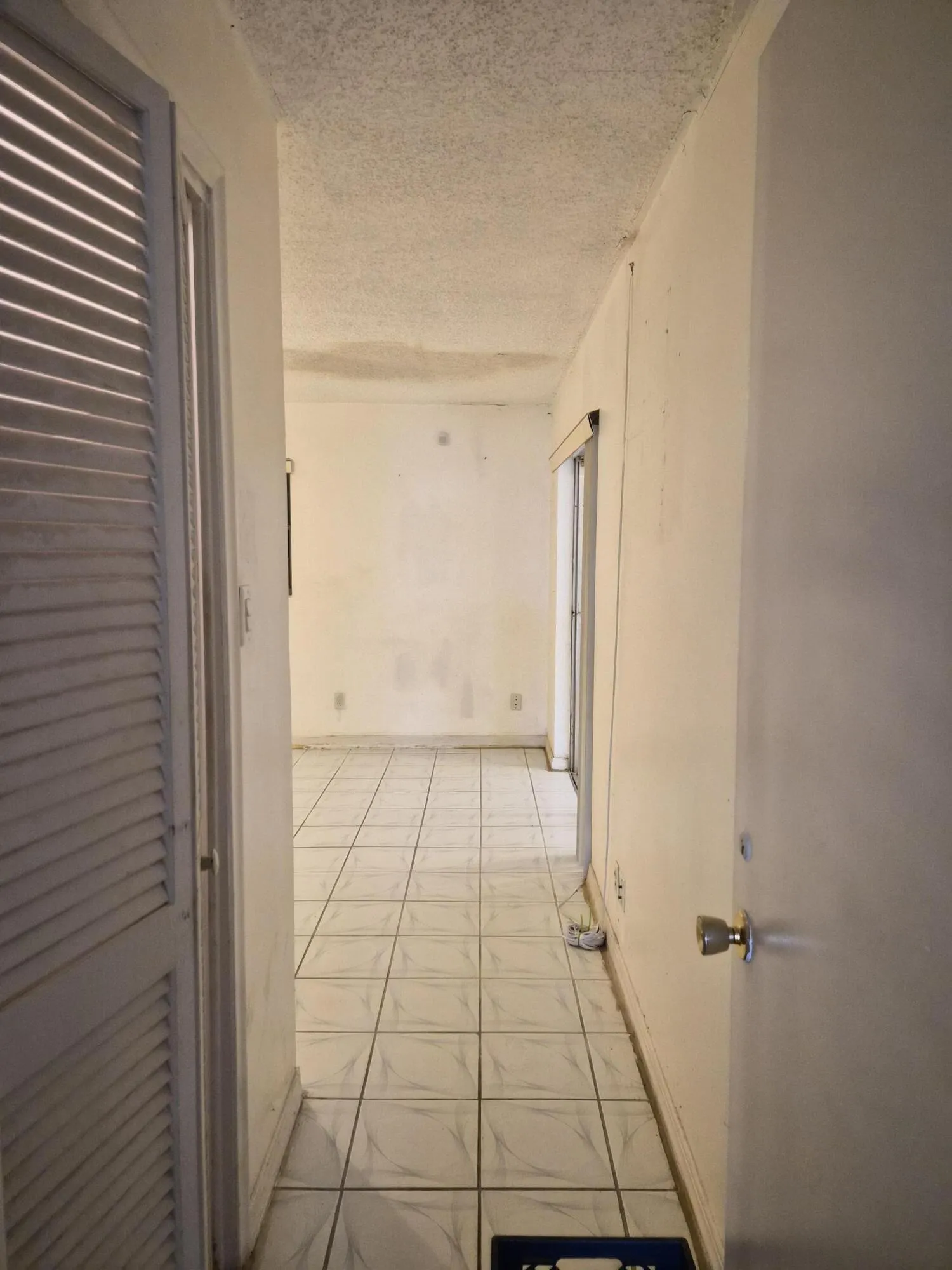 Bedroom 3 Entrance