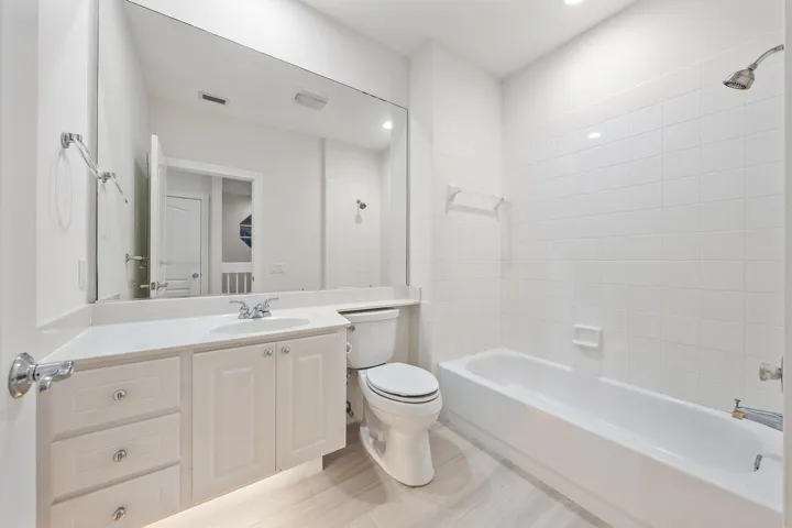 Full Bath