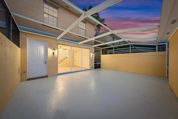Screened Patio