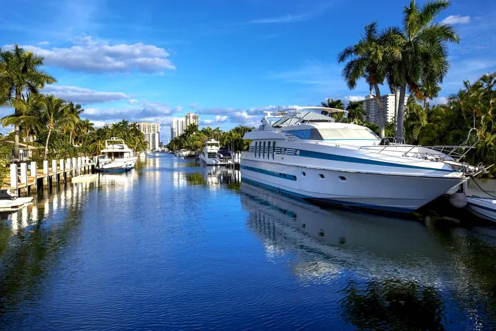 Jupiter Amenities