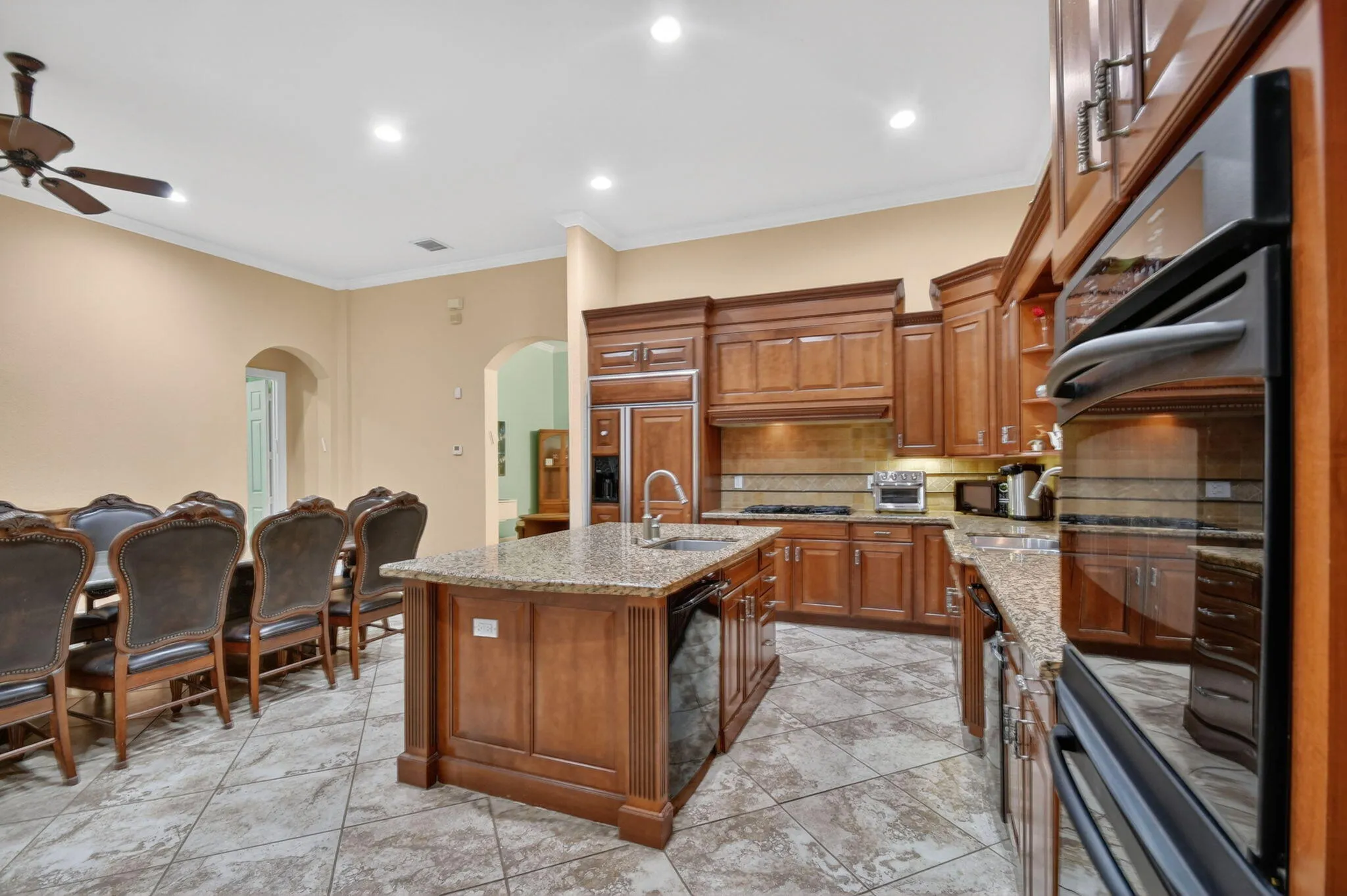 Property photo 35
