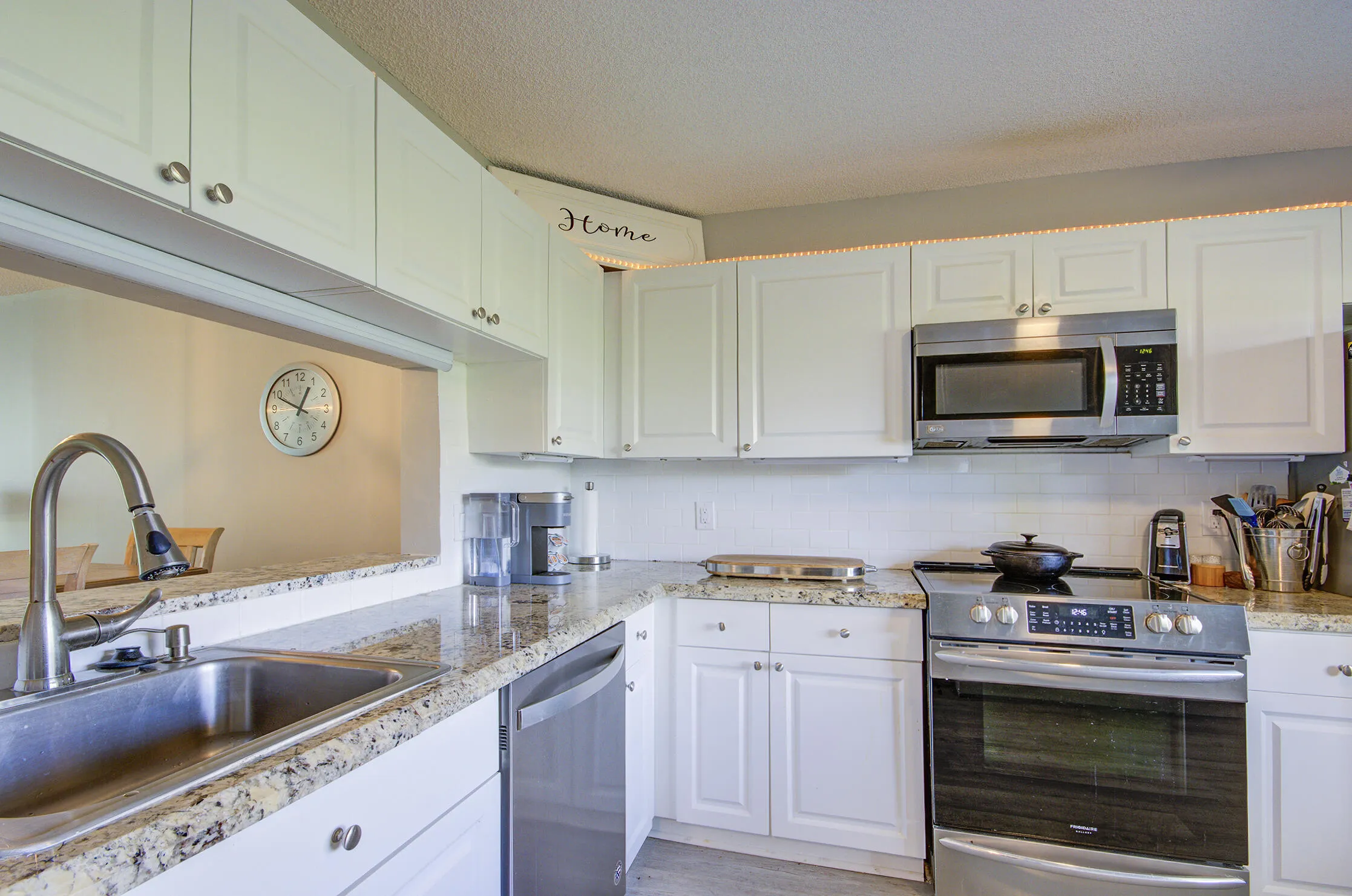 KITCHEN 3