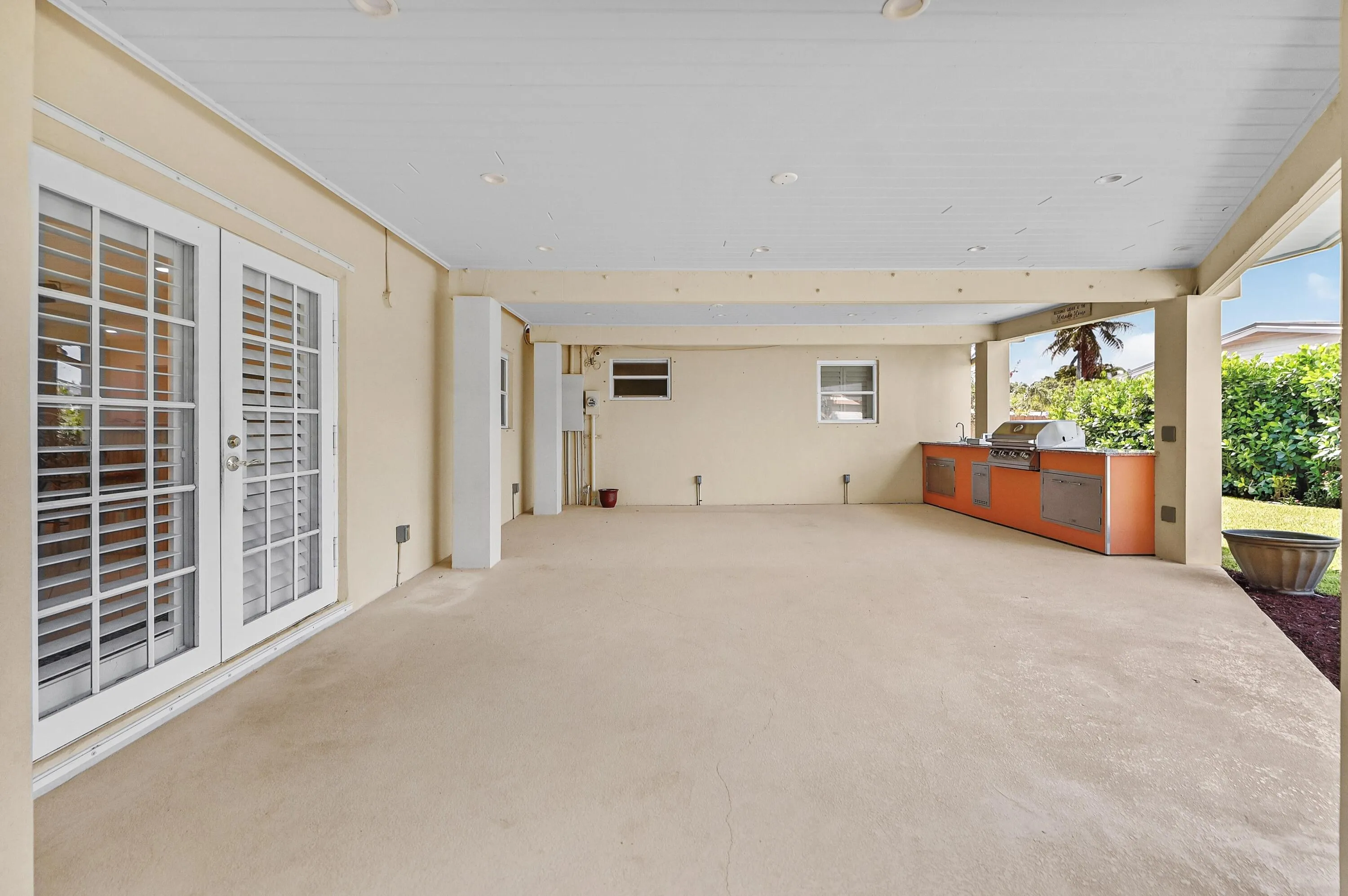 28 patio 01