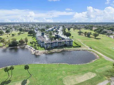 7807_Golf_Cir_Dr_u211_012
