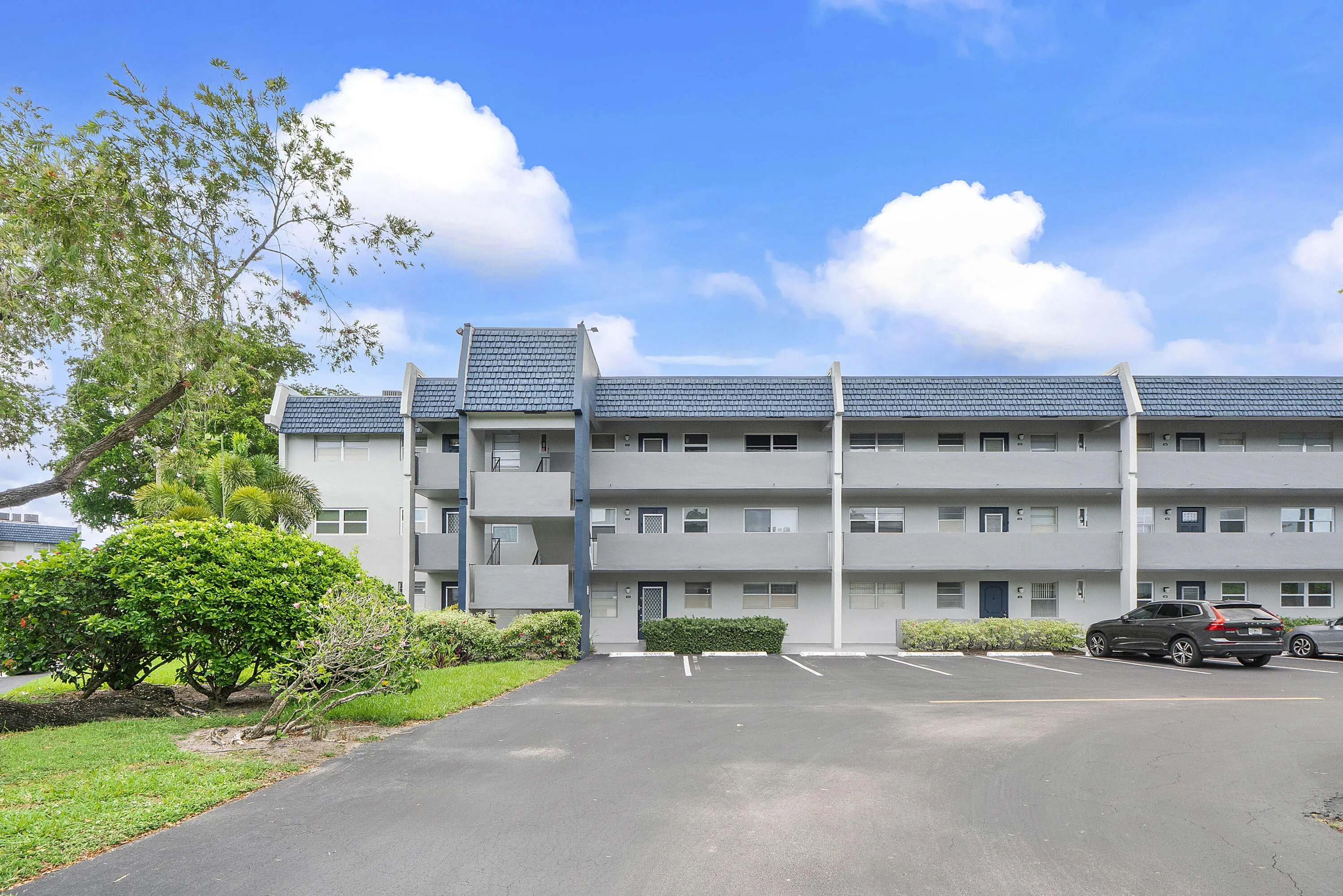 7837 Golf Cir Dr u212_015
