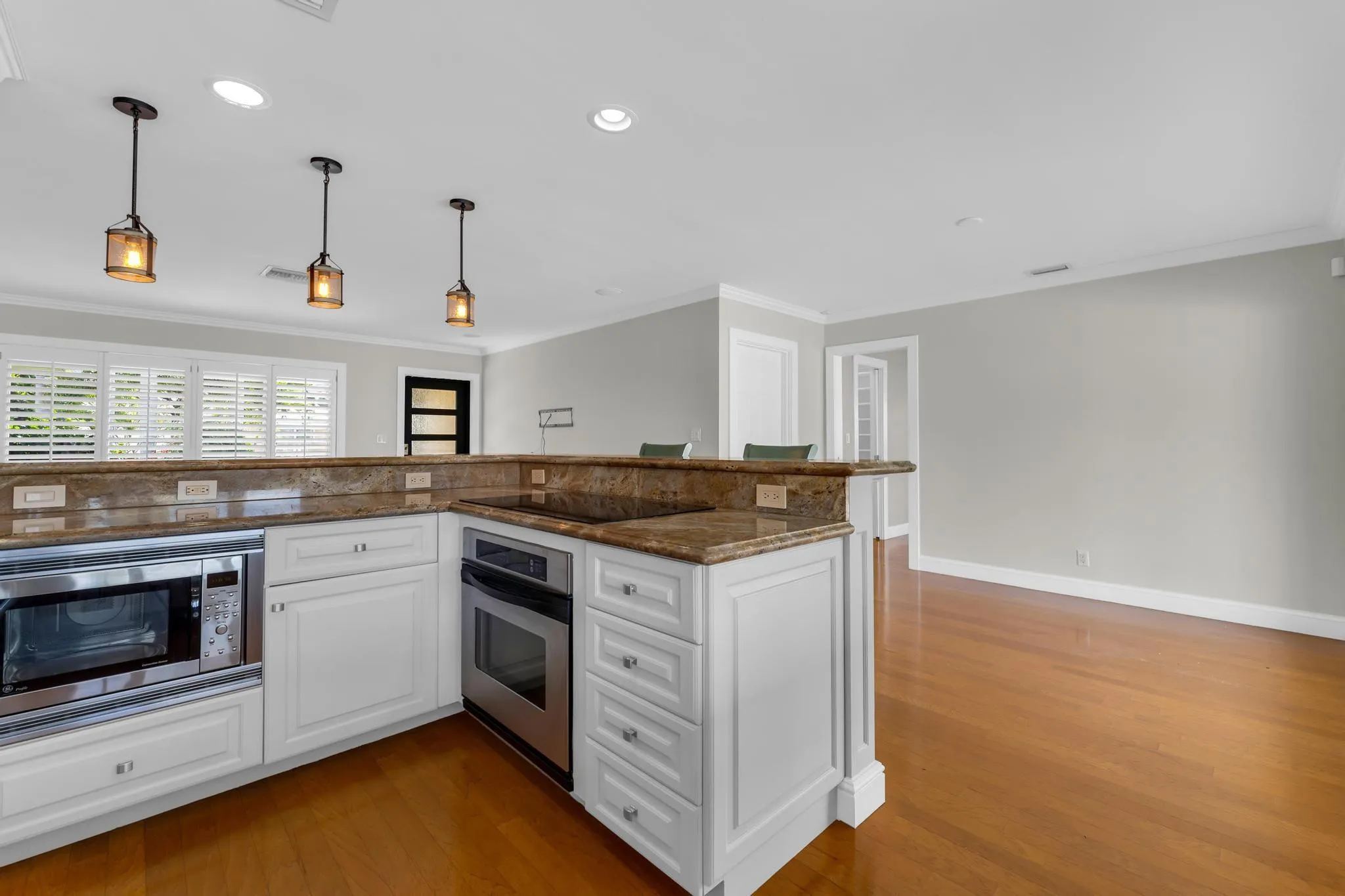Open kitchen