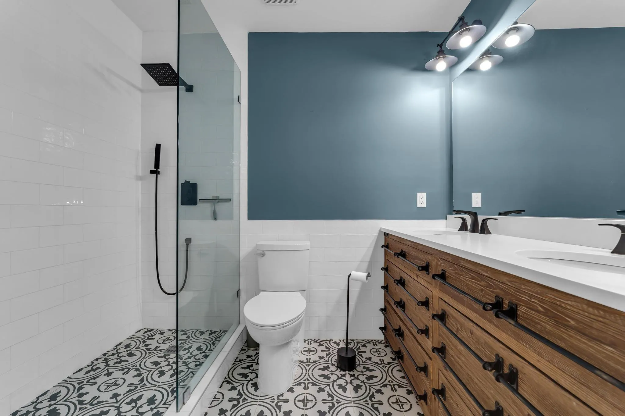 Primary bath