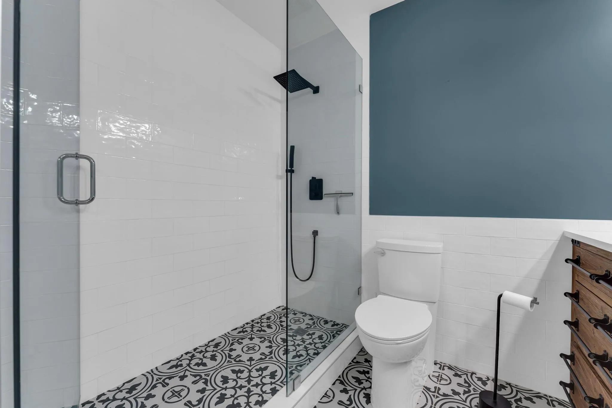 Primary bath