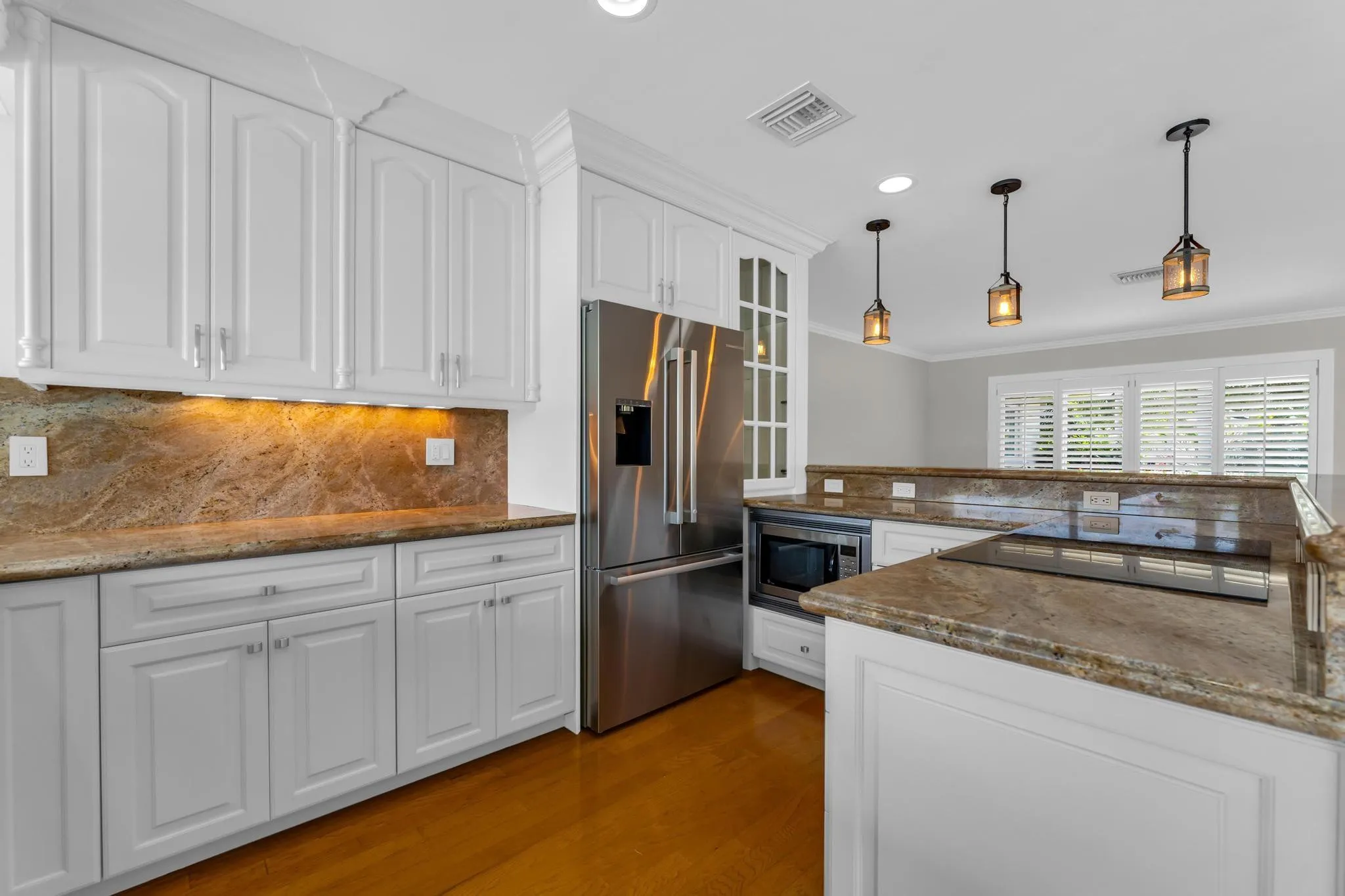 Open kitchen