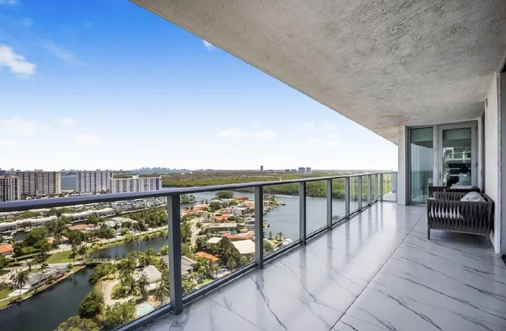 Balcony View