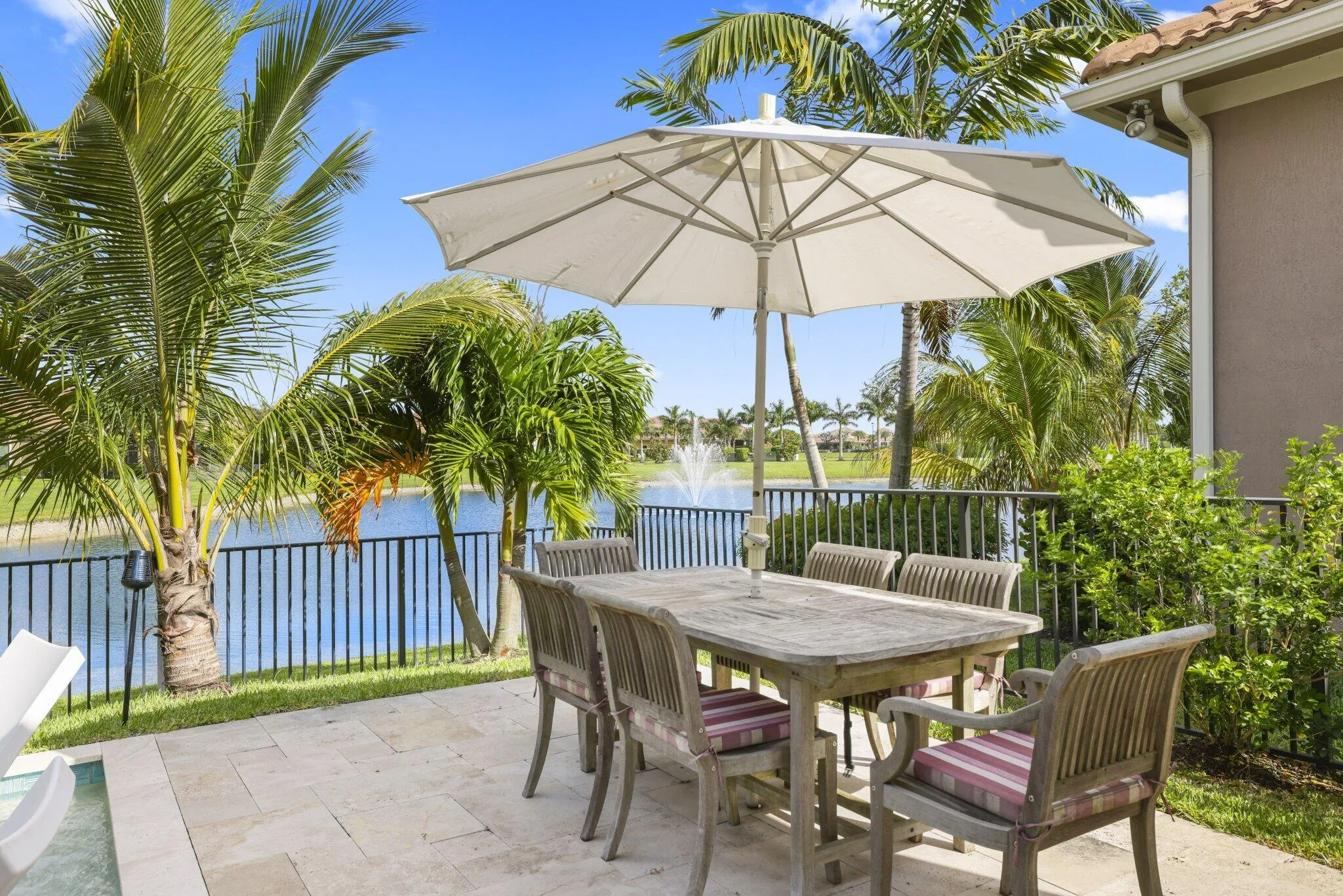 Patio / Waterfront