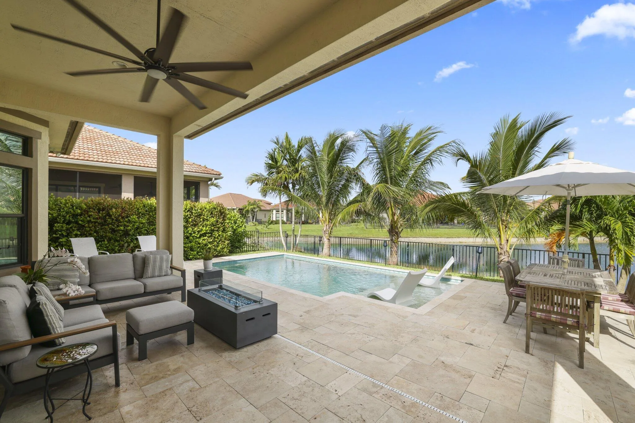 Pool / Patio