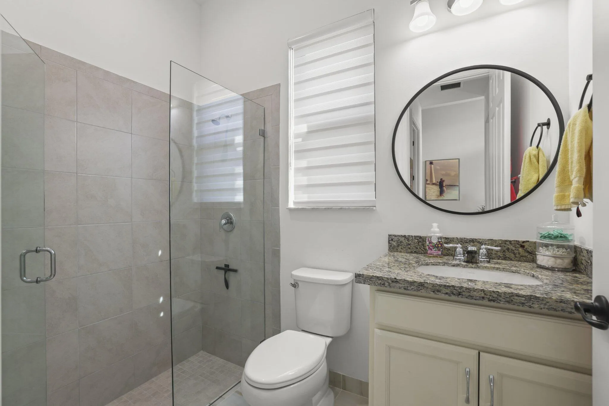 2nd Bathroom