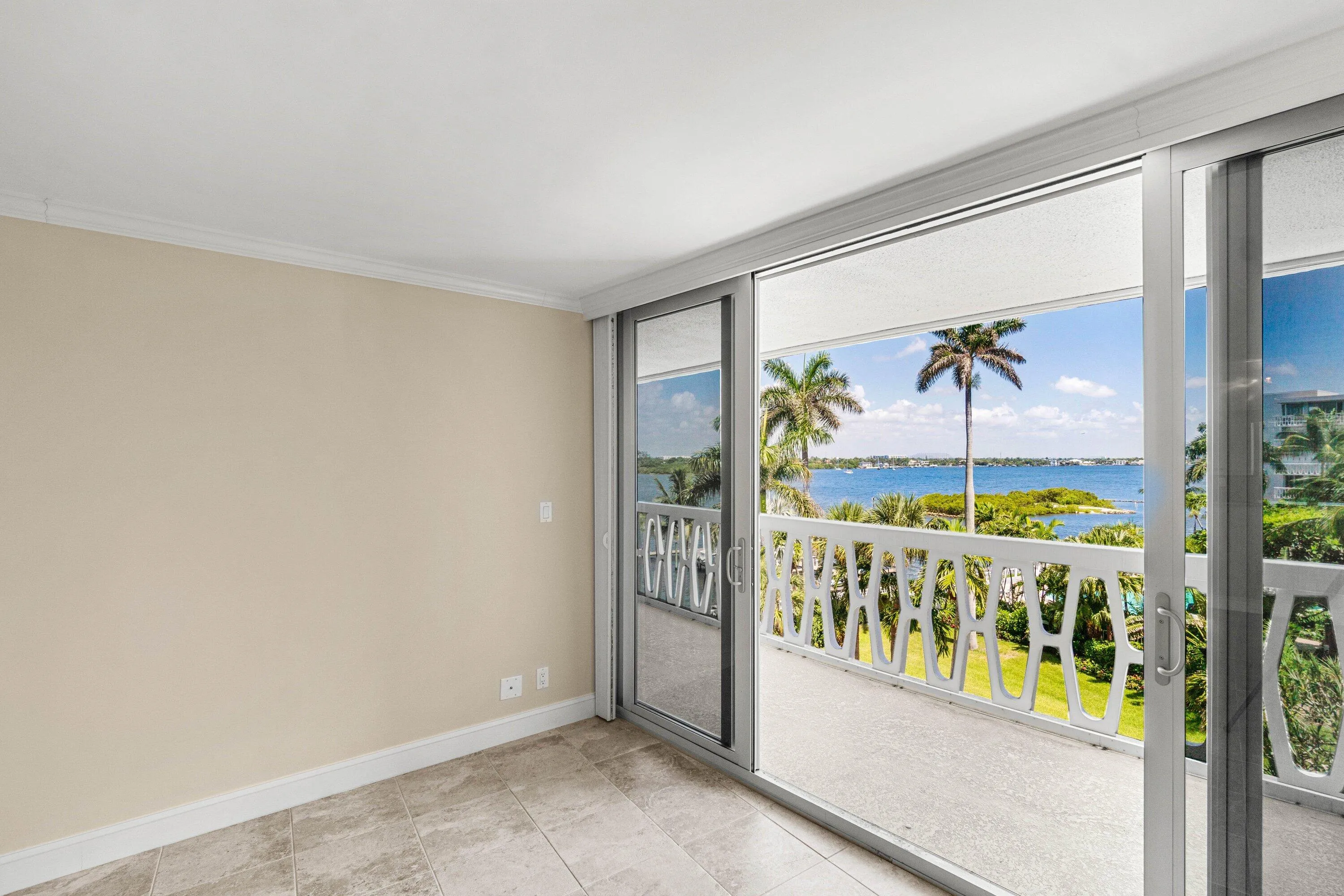 Living Room - Balcony
