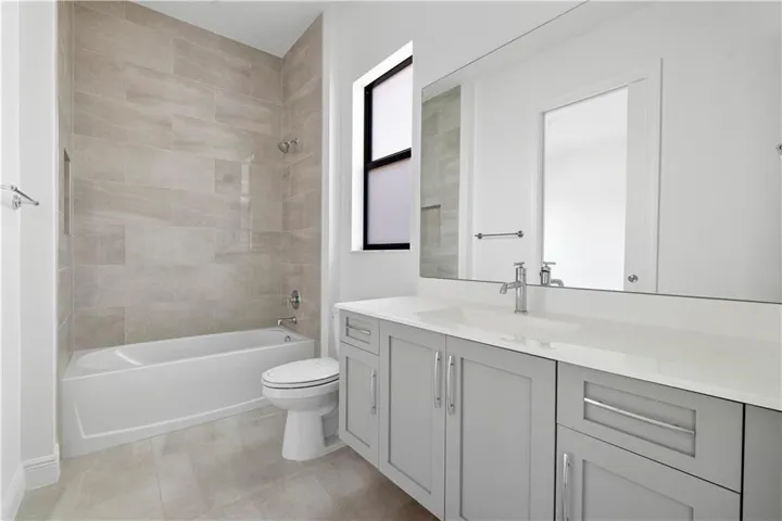 #20 Seondary Bath