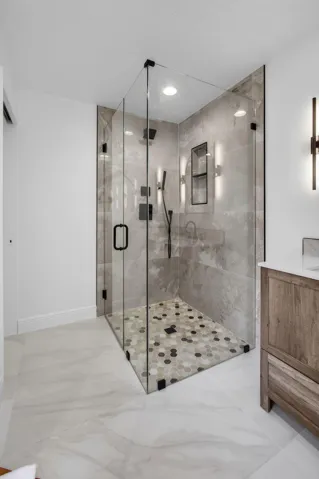 1st Floor Primary Bathroom Shower