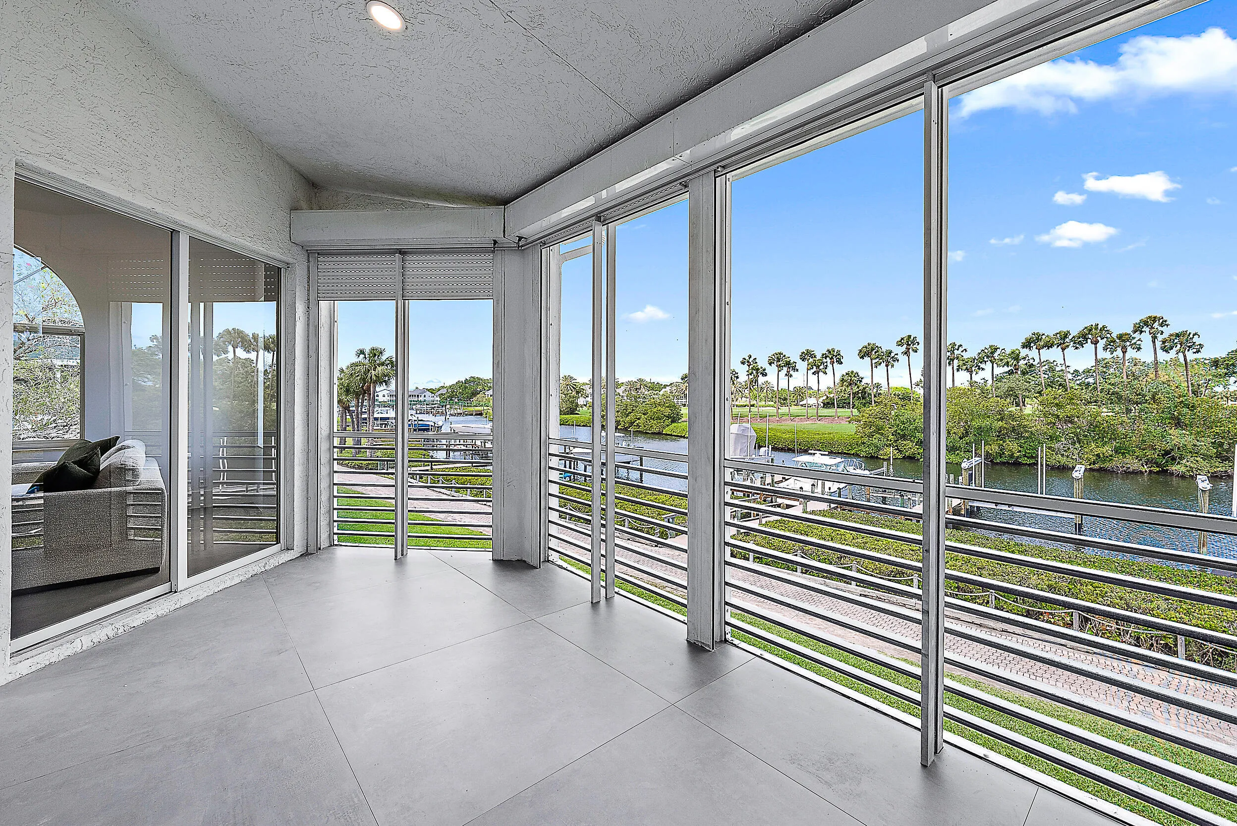 Screened Patio