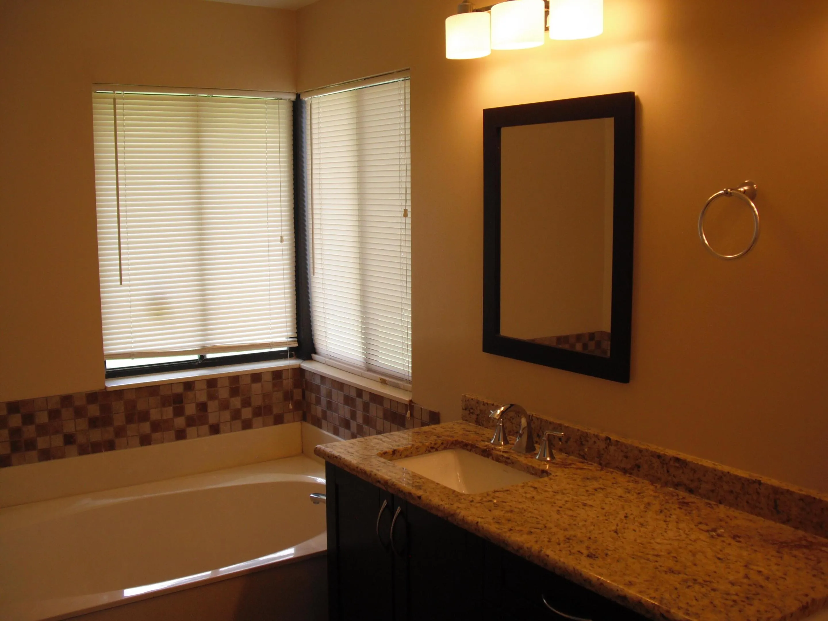 1382 Masterbath