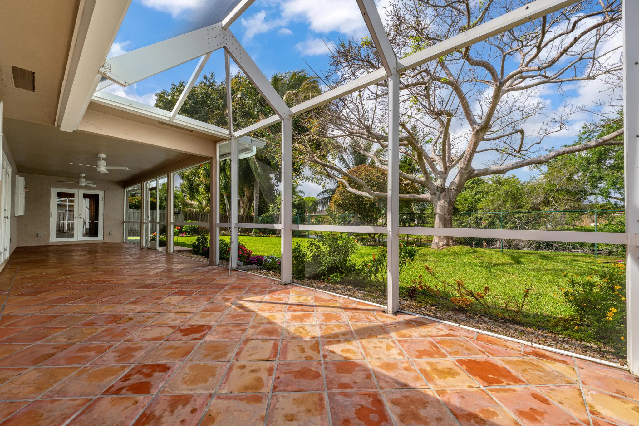 Screened​​‌​​​​‌​​‌‌​‌‌​​​‌‌​‌​‌​‌​​​‌​​ Patio