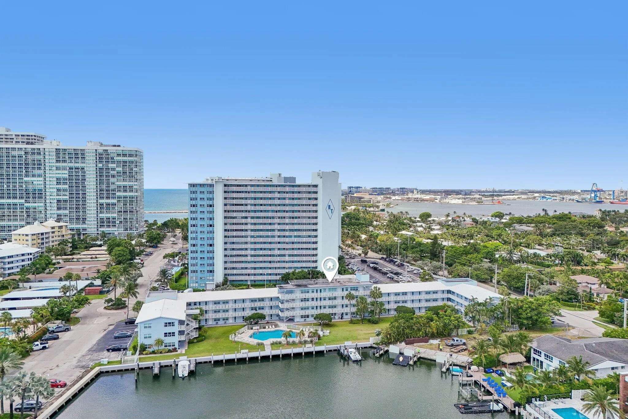 38-web-or-mls-S Ocean Dr 111-S1706-038
